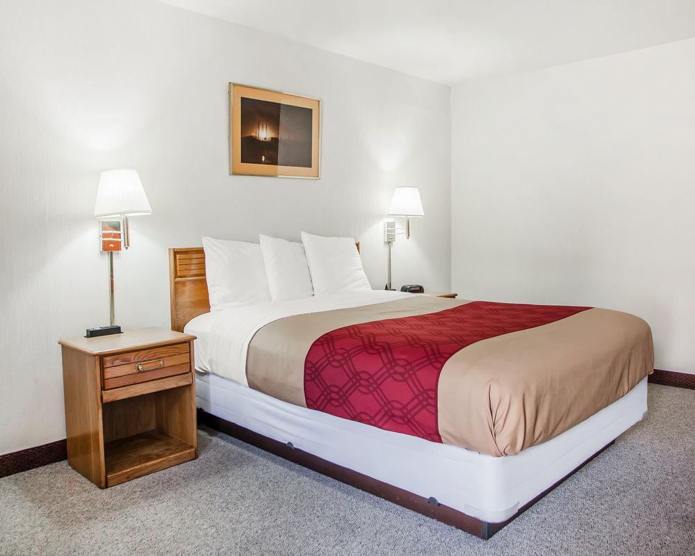 Econo Lodge Stroudsburg Esterno foto